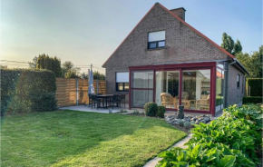 Stunning home in Lo-Reninge with WiFi and 3 Bedrooms